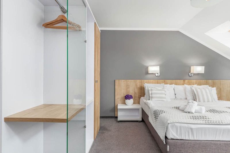 Pokój dwuosobowy z klimatyzacją