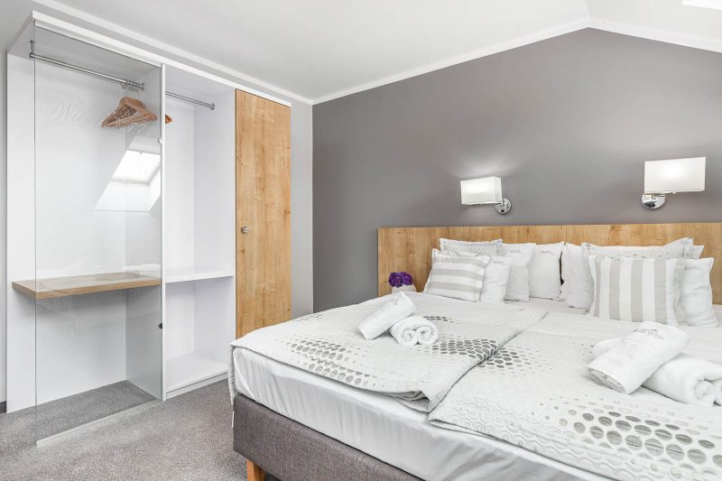 Pokój dwuosobowy z klimatyzacją